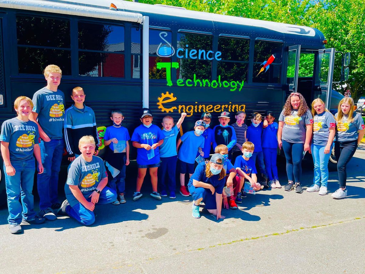 ryanegly's tweet photo. Lawrence Co. Schools recently launched an initiative to get STEM experiences into the hands of every elementary-aged student. The Exploration Station—outfitted with the latest STEM gadgets & games—has been on the road this spring with great results! #LCSSDifferenceMakers https://t.co/qQ4gcggeg5