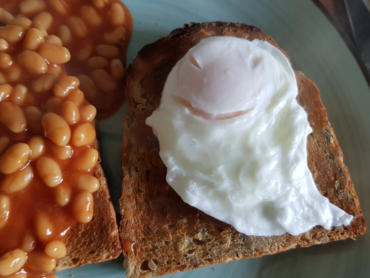 Newtouemporium's tweet photo. When you have egg and beans on toast for lunch and things start to get a bit spooky🤣👻😱 #newtouemporium #vintage #spookylunch #ghostegg #spookyegg #funnyegg #funnyfood #scaryegg #scarylunch #strangegg #funnypoachedegg #hauntedfood #spookypoachedegg #hauntedegg #funnylunch🤣🥚👻 https://t.co/5s5udnNhDI