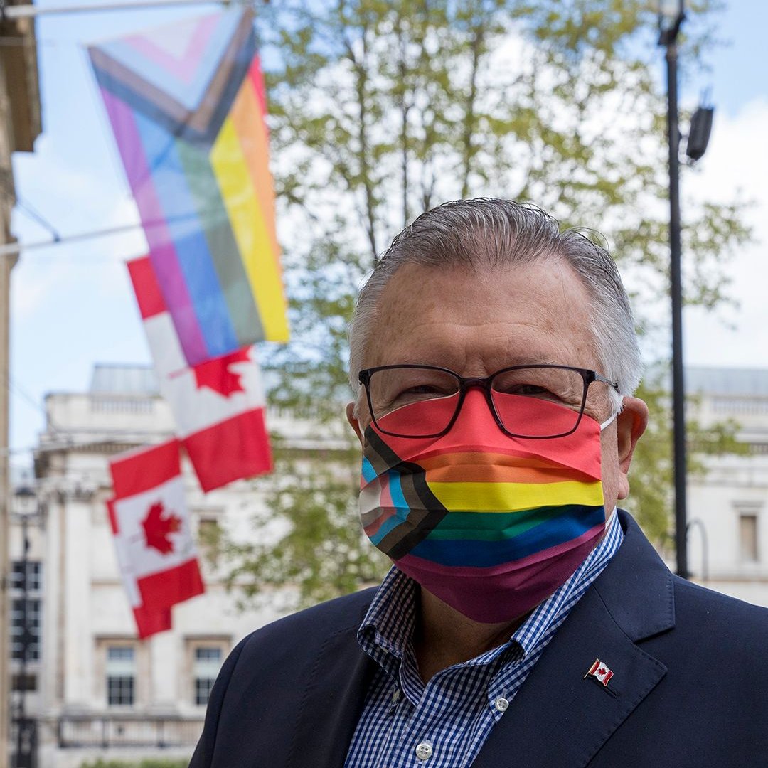 CanadianUK tweet media