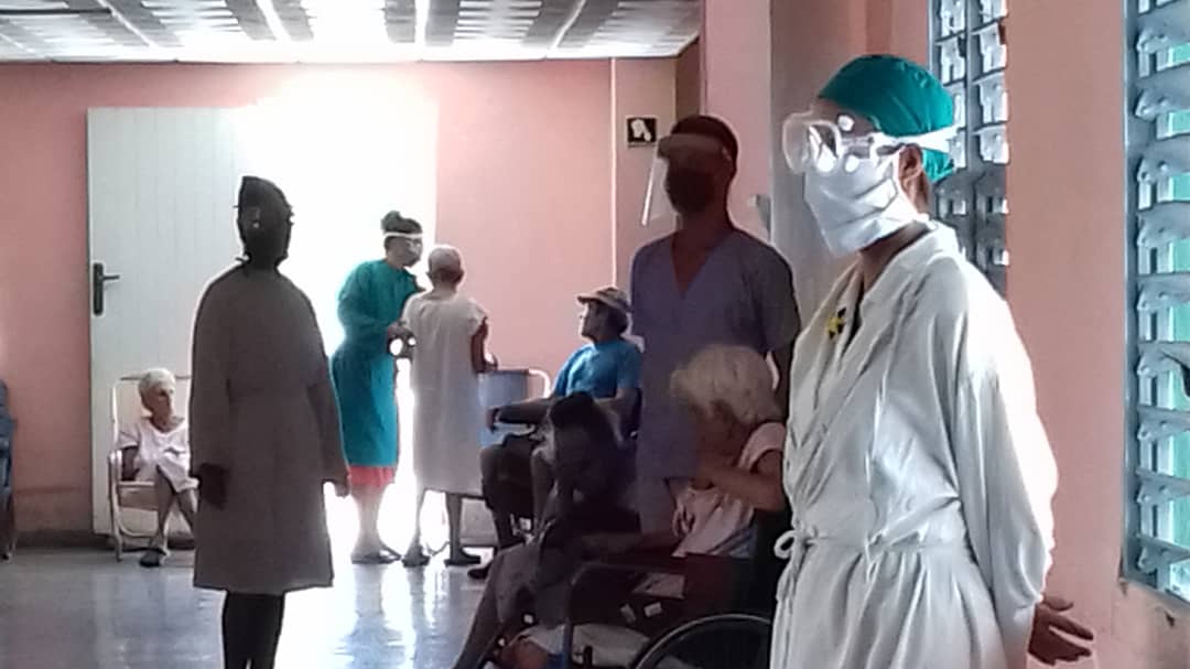 Asamblea_Banes's tweet photo. #PoderPopularBanes : Los miembros de la Comisión Permanente que atiende los asuntos de Salud,Hidrológica y Medio Ambiente, desarrollaron un Control Popular al Hogar de Ancianos de #Banes https://t.co/hPM9rLfbTT
