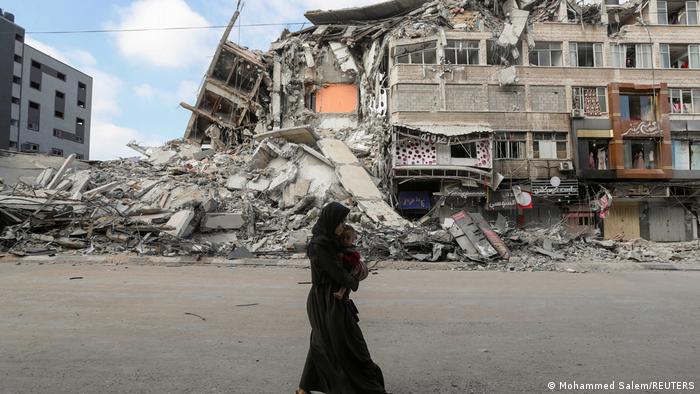 TanzinaSheikh's tweet photo. #GazaUnderAttack https://t.co/YtKDDreNDA