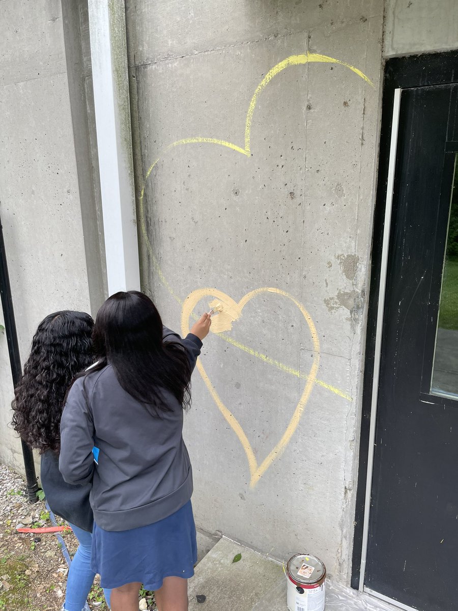 Litton’s getting its mural on!