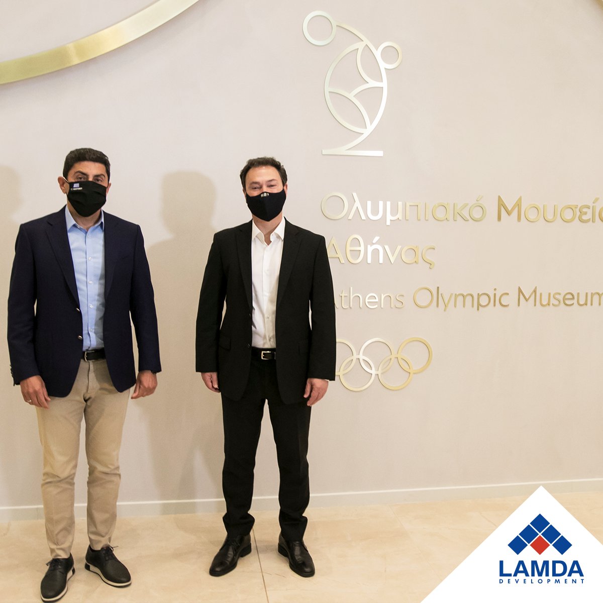 Το νέο Ολυμπιακό Μουσείο της Αθήνας στο #GoldenHall επισκέφθηκε σήμερα ο Υφυπουργός Πολιτισμού & Αθλητισμού Λευτέρης Αυγενάκης. Τον κ. Αυγενάκη υποδέχτηκε ο CEO της #LamdaDev κ. Οδυσσέας Αθανασίου και τον ξενάγησε στα πρωτότυπα εκθέματα του Μουσείου. #AthensOlympicMuseum