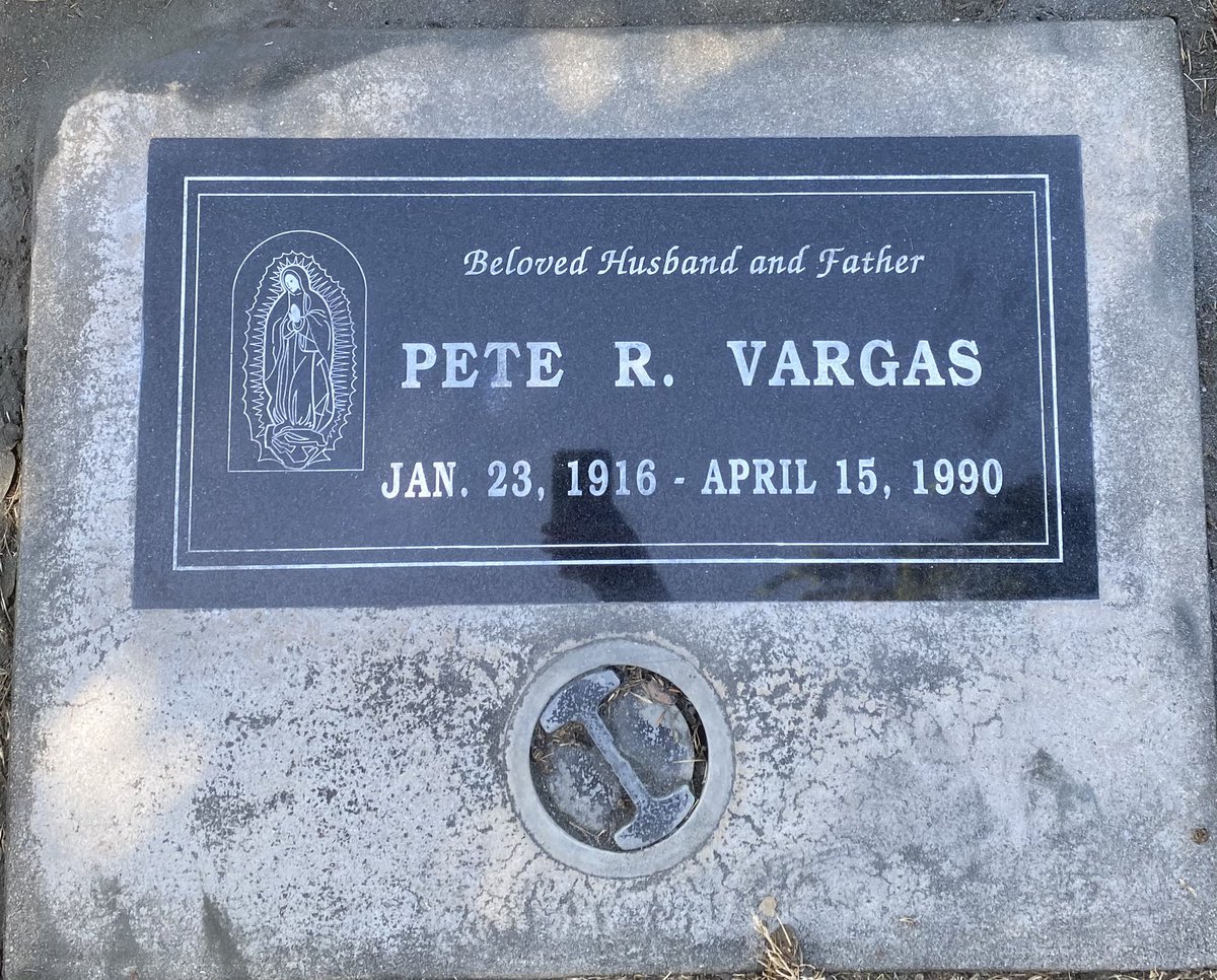 AjReal6's tweet photo. Lmk if you’d like to get your loved ones headstones cleaned message me for more info 🙏🏼 https://t.co/mpsBd1hcFO