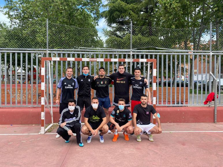 TribunaVa's tweet photo. 👀 #Universidad ¿Qué es el Torneo de Periodismo (@TPeriodismo) de la Uva? https://t.co/obLDjvXI8h https://t.co/b8WJX3pR9P