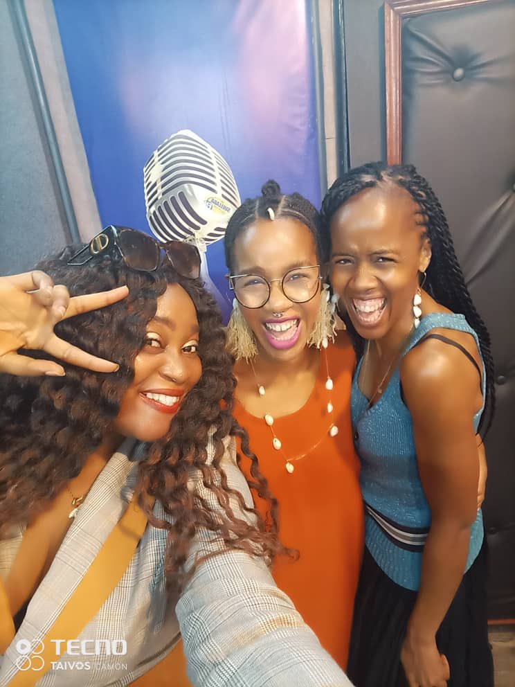 adsprod1's tweet image. @les_djoums sur #ellfm et #Crtv pour parler de #infinityDla les 10&amp;amp;11 juin prochain