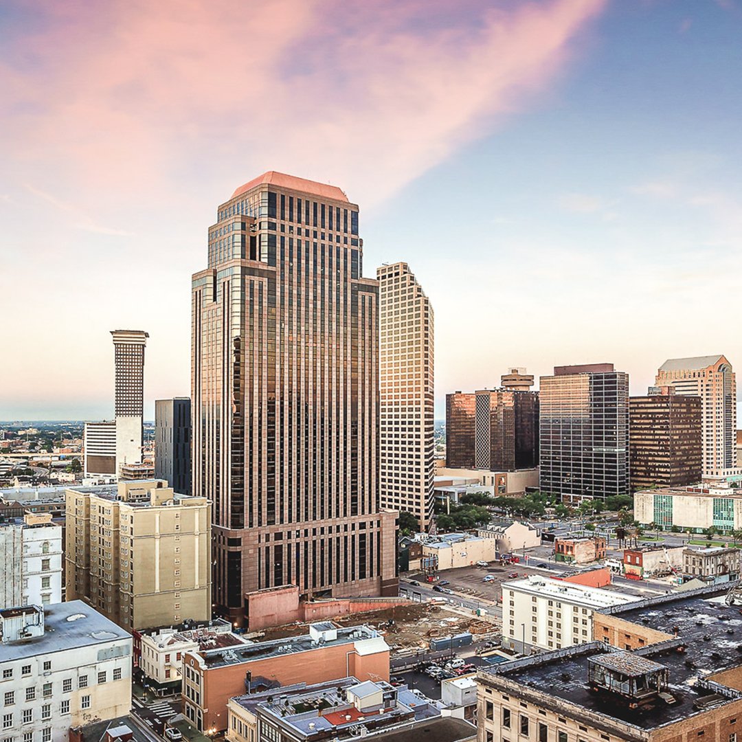 This view never gets old. 

#HigginsHotel #NewOrleans