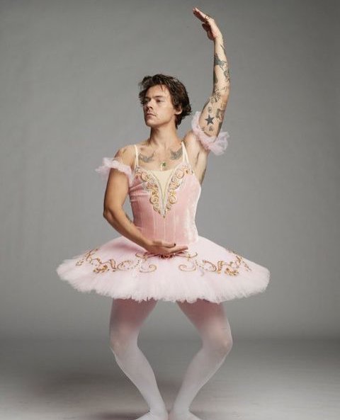 swettxbrave's tweet photo. I vote #AdoreYou by @Harry_Styles for #BestLirycs at the #iHeartAwards https://t.co/ASOShtLvSW
