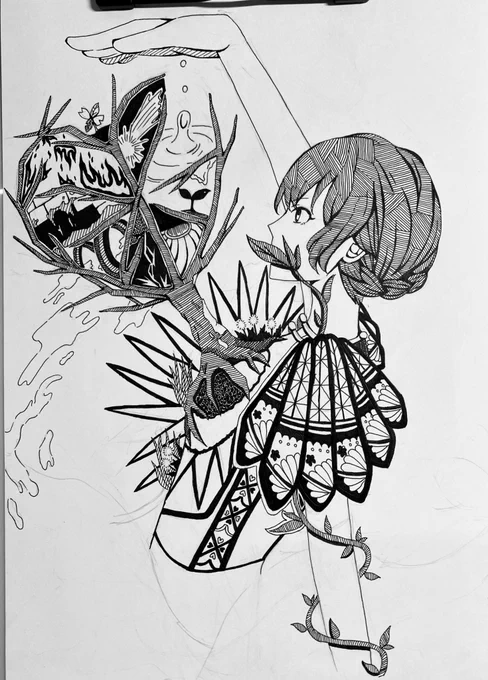 さて、スカート部分をどうするか…

#イラスト #ペン画 