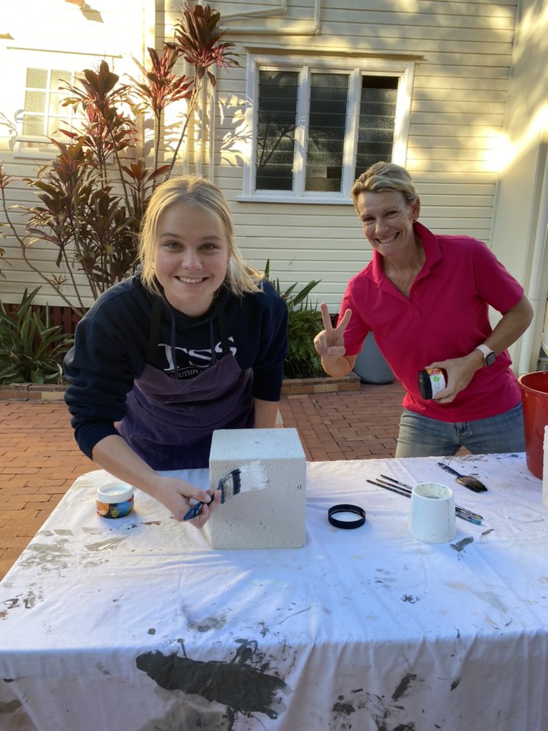 hildasboarding's tweet photo. Painting and creating our Family House Totem Poles #weloveboarding #independentschools #nationalboardingweek https://t.co/sP9jw80Qgz