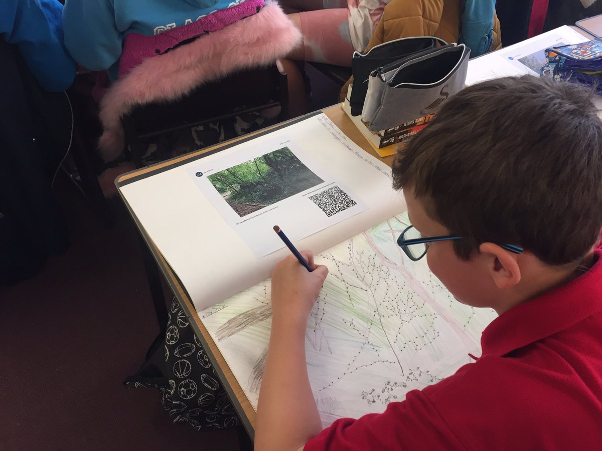 Hendrefoilan's tweet photo. Year 6 have been embracing our local area by drawing an image of their favourite scenery from around our school grounds.
#hdfpy6 #hdfpexpressivearts https://t.co/8LQHHRCfMO
