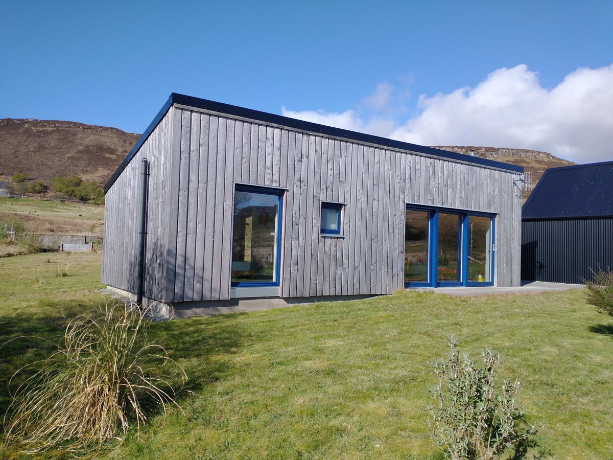 BlueberryShed's tweet photo. Oh no, my first guests of the season (from Glasgow) have had to cancel their stay next week due to Covid restrictions 😟I'd cut the grass, painted a new sign &amp; the lambs next door were waiting, such a shame. Guess they've cancelled @acetargetsports &amp; #southskyekayaking too https://t.co/JEy3cy2tqU