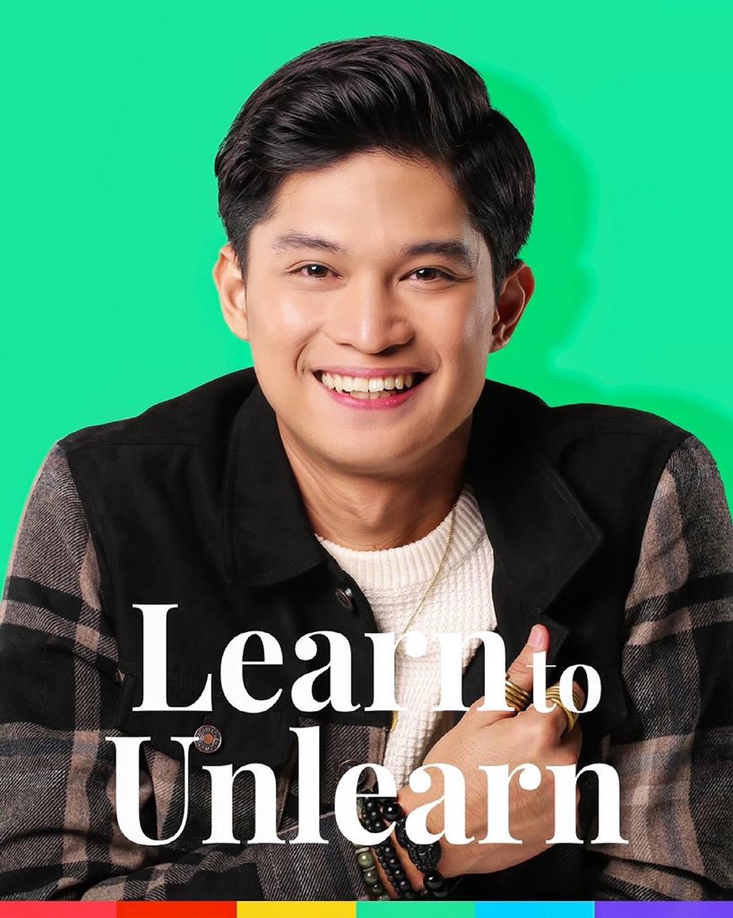 adrianlindayag's tweet image. happy #idahobit2021 💜  today is the international day against homophobia, transphobia, and biphobia and i hope we all #LearnToUnlearn saying “sayang, gwapo ka sana” or “mas maganda ka pa sa akin”. being a member of the LGBTQIA+ community doesn’t make us sayang.