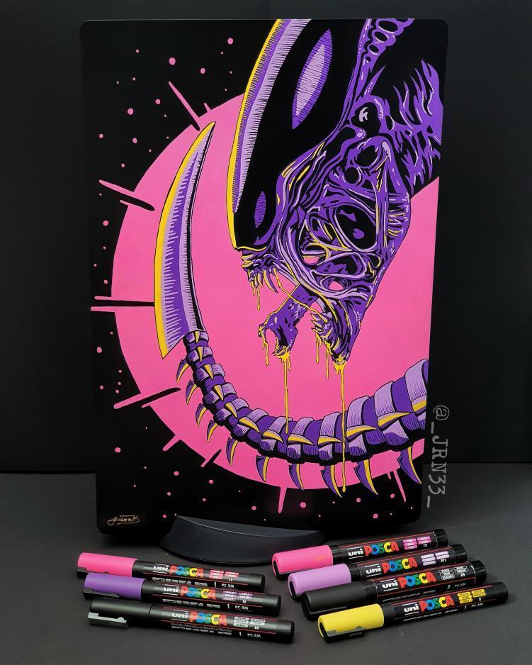 GEOMETRIC Art Drawing #2 (POSCA Alien on Black Paper) 