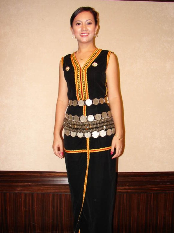 Sabah Kadazan Dusun Woman Traditional Dress Costume