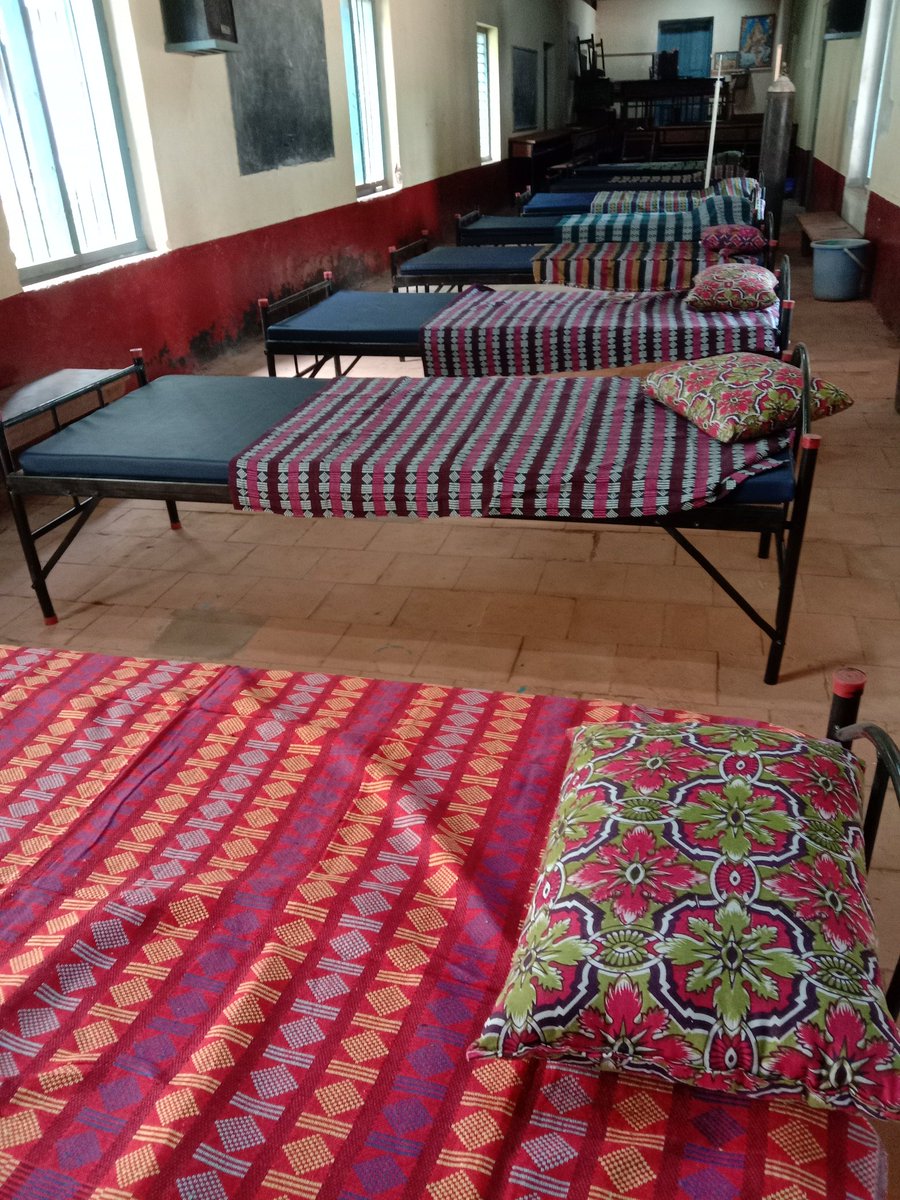 MohiuddinBava's tweet photo. Inauguration of Corona care centers in Kelarai, Ullaibettu. Every center is equipped with Doctors, nurses and support staff. Oxygen beds, medicines and food are also given free of cost @rssurjewala @DKShivakumar @siddaramaiah @KPCCPresident @KPCCITData https://t.co/K1oqReiue5