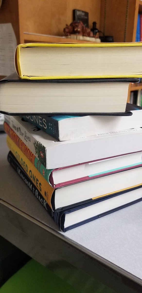 MSD_Gifted's tweet photo. Every year, Olympic Readers seniors receive a book from our club. The graduating seniors this year are: Graci Morales, Kelsey Hart, Nhi Nguyen, Tina Dao, Eddie Torres-Garcia, Veronica Nieves, and Stefany Rosas. Congratulations and keep reading!
@muhlsd https://t.co/uyJ6zMxBfl