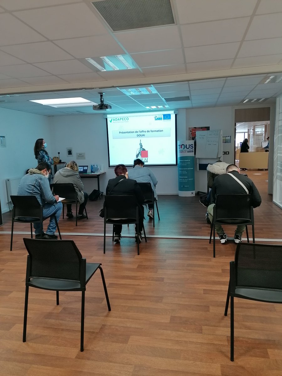 Ce matin, au #Pôleemploi de #Somain, nous avons eu la visite du centre de formation #Adapeco, pour la présentation de ses formations.
Notamment les services à la personne.
