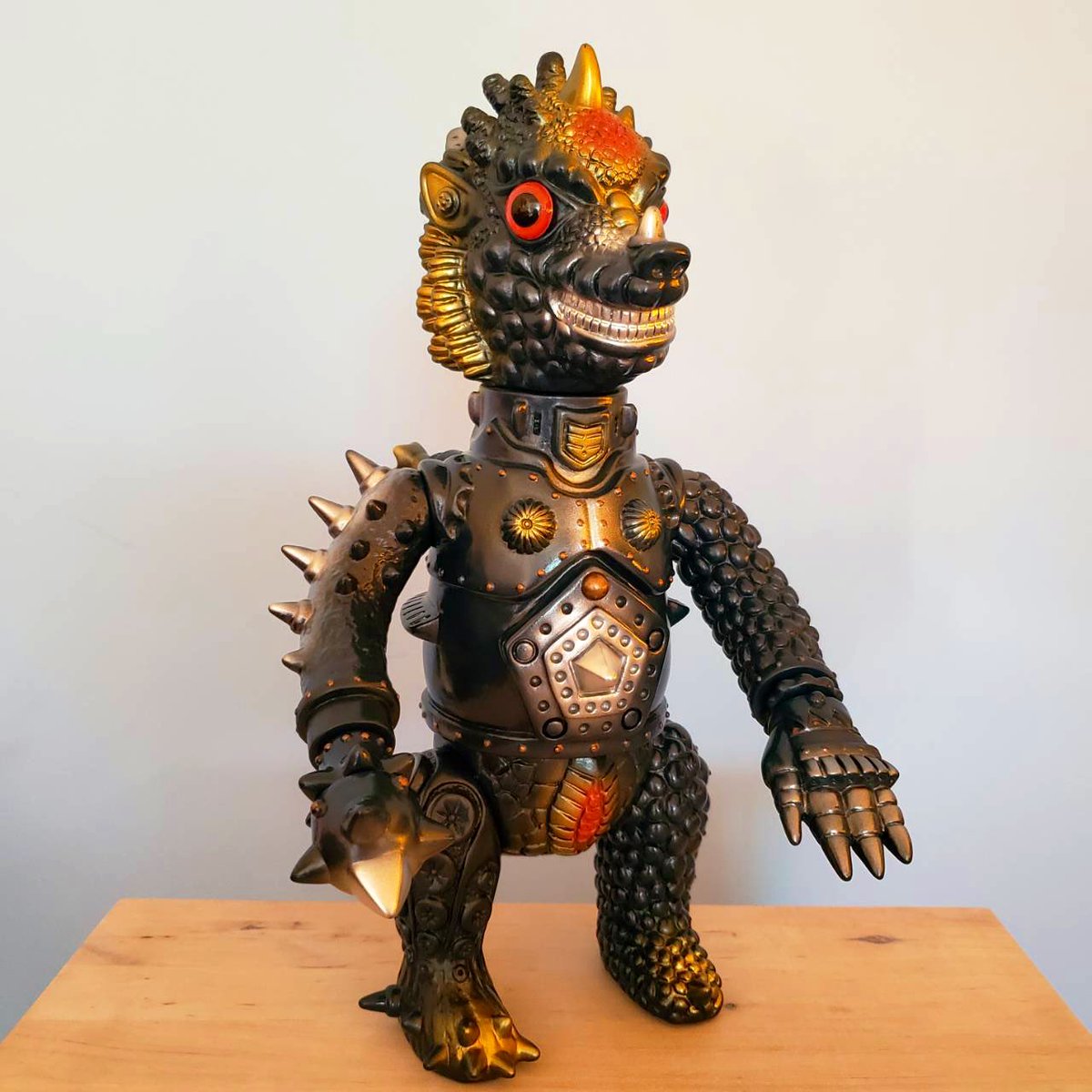 世界的なタトゥーアーティストにして造形師であるizumonsterの新作