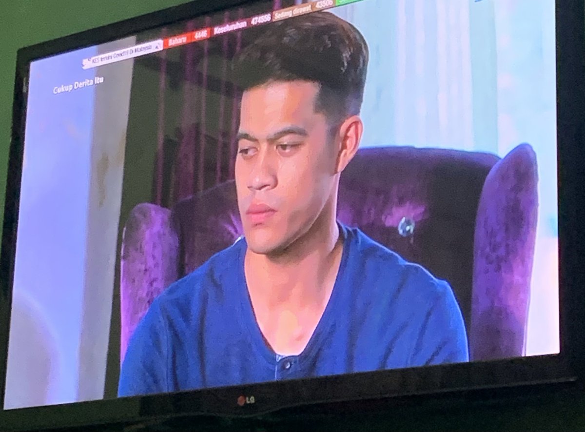 afzal_zulkifli's tweet photo. senyum la siket #Amirul
jangan masam² sangat hehe
#CukupDeritaItu @tv3malaysia https://t.co/rbrRgGvaMj
