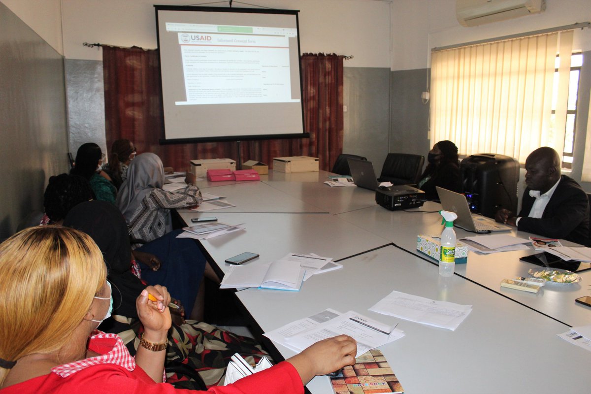 PanAfricare_Ng's tweet photo. Today @usaid_india and @PwC_IN conduct Training of Master Trainers for the Global Linkage RMNCH+A Project in FCT, Abuja.
#maternalhealth
#partnership 
#SafeMotherhood
#TrainingDay1 https://t.co/i4qBeIj0CE