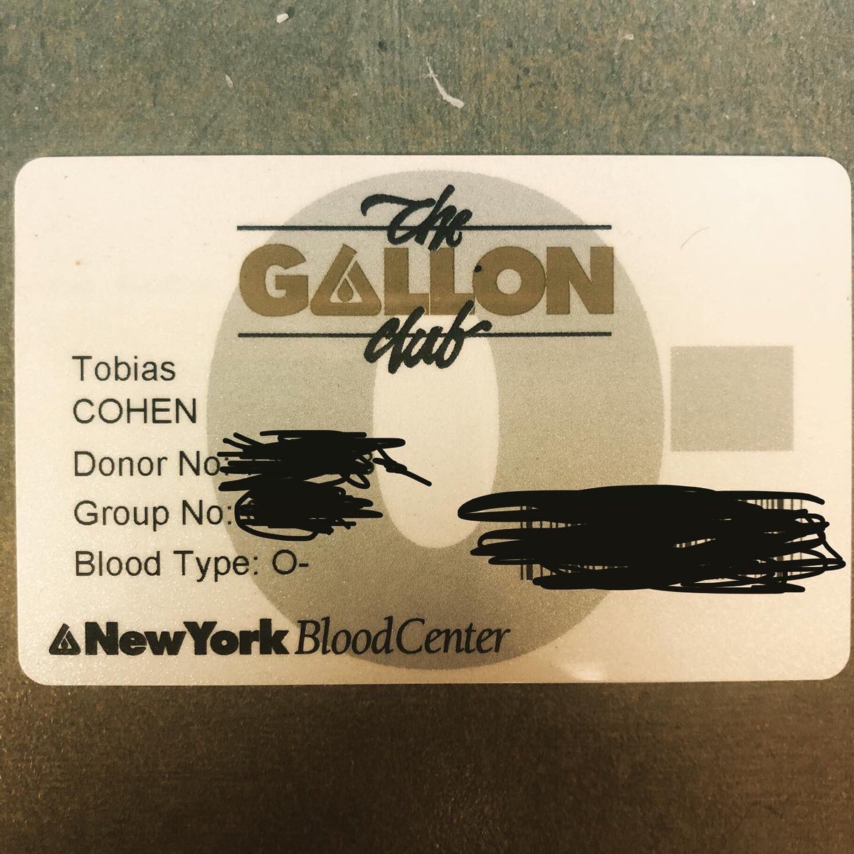 I’m one of the #doctorswhodonate and my last donation @NYBloodCenter made me a #gallonclubdonor having donated over 1 gallon of blood. Donate now and save lives! #nybc #nyp #weillcornellmedicine #pathology #clinicalpathology #bloodbank #transfusionmedicine #O- #redbloodcells