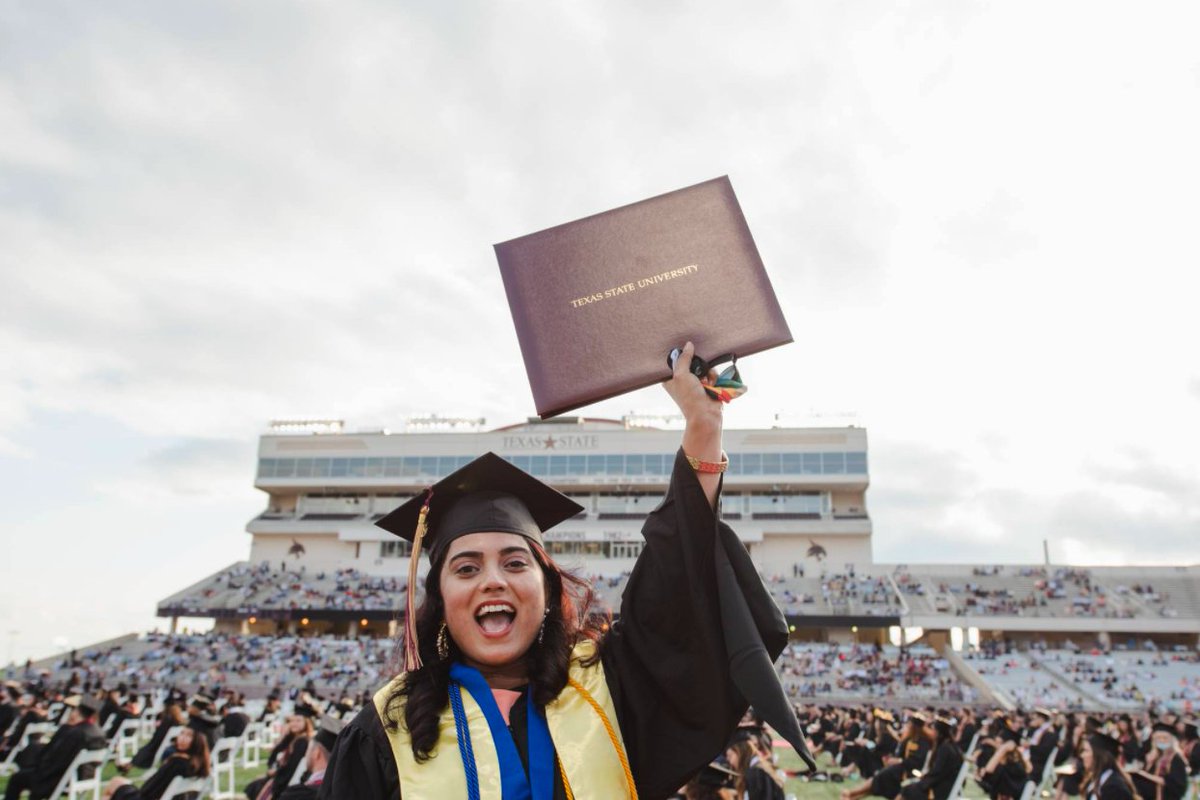 Our class of #TXST21 will be defined by their strength, tenacity &amp; unbelievable courage.

No one can ever take away this moment &amp; all that you have accomplished. Congratulations, you did it! #TXSTGrad #TXST