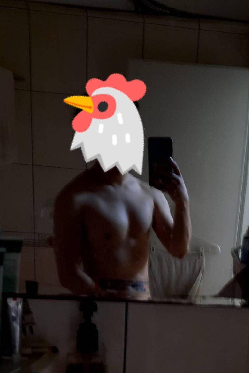 防疫期間WFH
在家工作（X）
在家自拍（O）