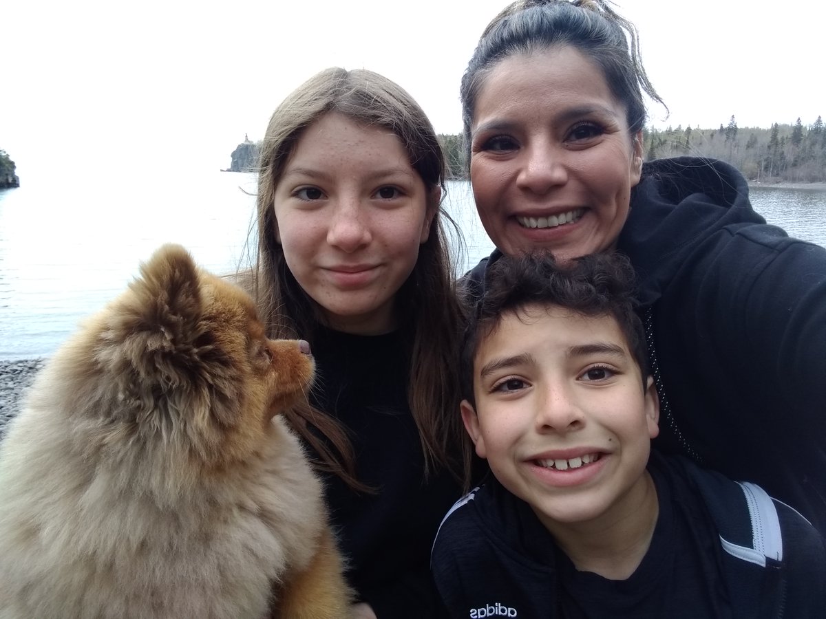 MNStrokeAssoc's tweet photo. Our own Veronica Medina-Gillies sent us this great shot "Walking at Gooseberry Falls and Split Rock State Parks to promote a healthy lifestyle!"
#Stroke #StrokeAwareness #StridesForStroke https://t.co/s5W74nZpPN