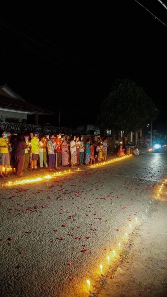 Haruonchill's tweet photo. Locals of Kyaukme, Northern Shan State staged one month prayer vigil protest for Ko Aung Ko Ko Phyo who was shot dead by Junta Terrorists. 

#WhatsHappeningInMyanmar 
#May17Coup https://t.co/bmsOBzBmGf