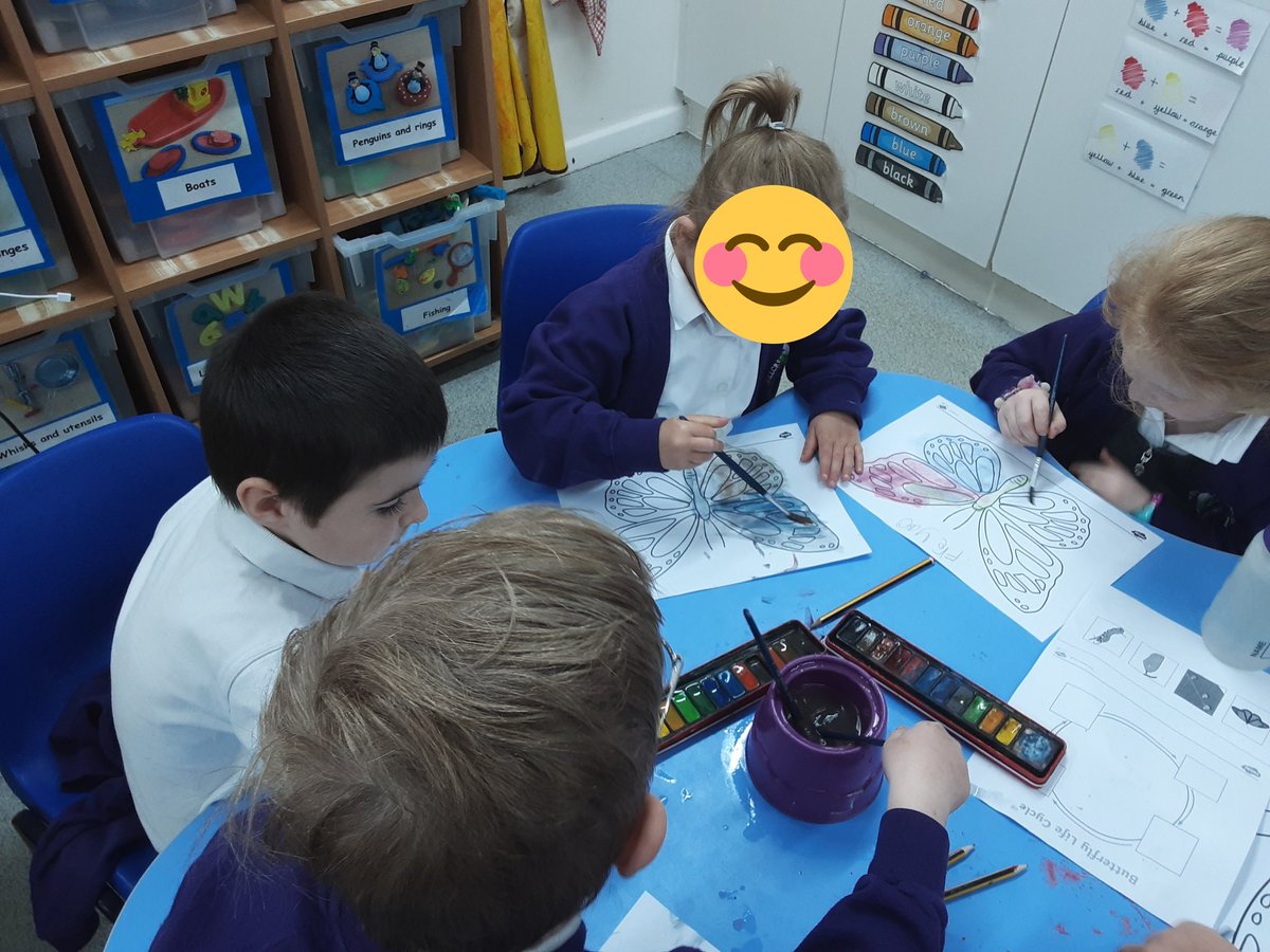 MissJonesRec's tweet photo. Our caterpillars are finally in their chrysalis. We are getting excited to see the butterflies! #understandingtheworld https://t.co/ABTULosPre