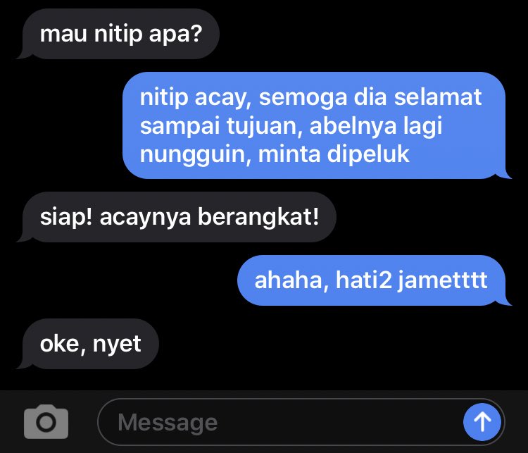 urfavearth_'s tweet photo. 74. Mau nitip apa? Nitip Acay https://t.co/SsOZPG26Eq