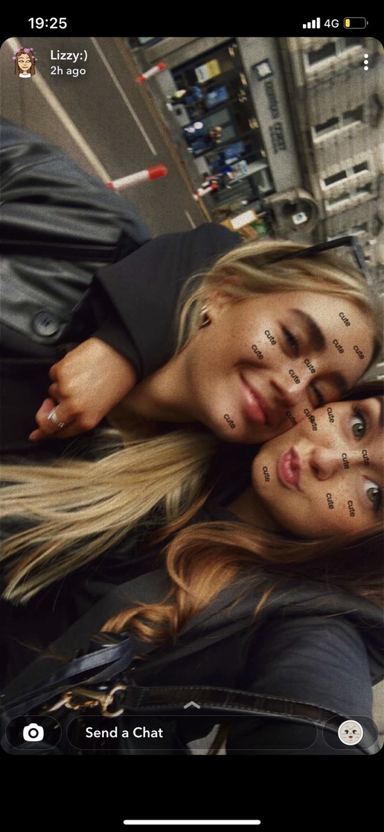 happy birthdayy!🤍 enjoy ur day Xx <a href="/lizzyy246/">lizzy 🧸</a>