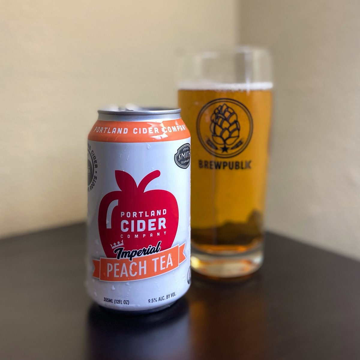 BREWPUBLIC's tweet photo. Portland Cider Co. launches a new Imperial Cider Series with Imperial Peach Tea Cider, a collaboration with Steven Smith Teamaker. Details: https://t.co/gRcOywaU9z
#PortlandCider #PDXCider #NWCider #SmithTea #PeachCider https://t.co/iqvTl6oKaC