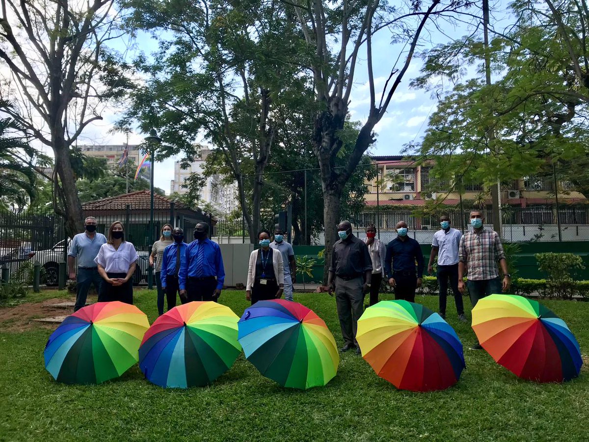 VickySeymour109's tweet image. Através da nossa rede de mais de 280 missões diplomáticas, o Reino Unido está a trabalhar para proteger e promover os direitos humanos das pessoas LGBT+ em todo o mundo.

Felicitamos o trabalho essencial que @lambdaMoz faz pelos direitos humanos das pessoas LGBT+ em 🇲🇿.