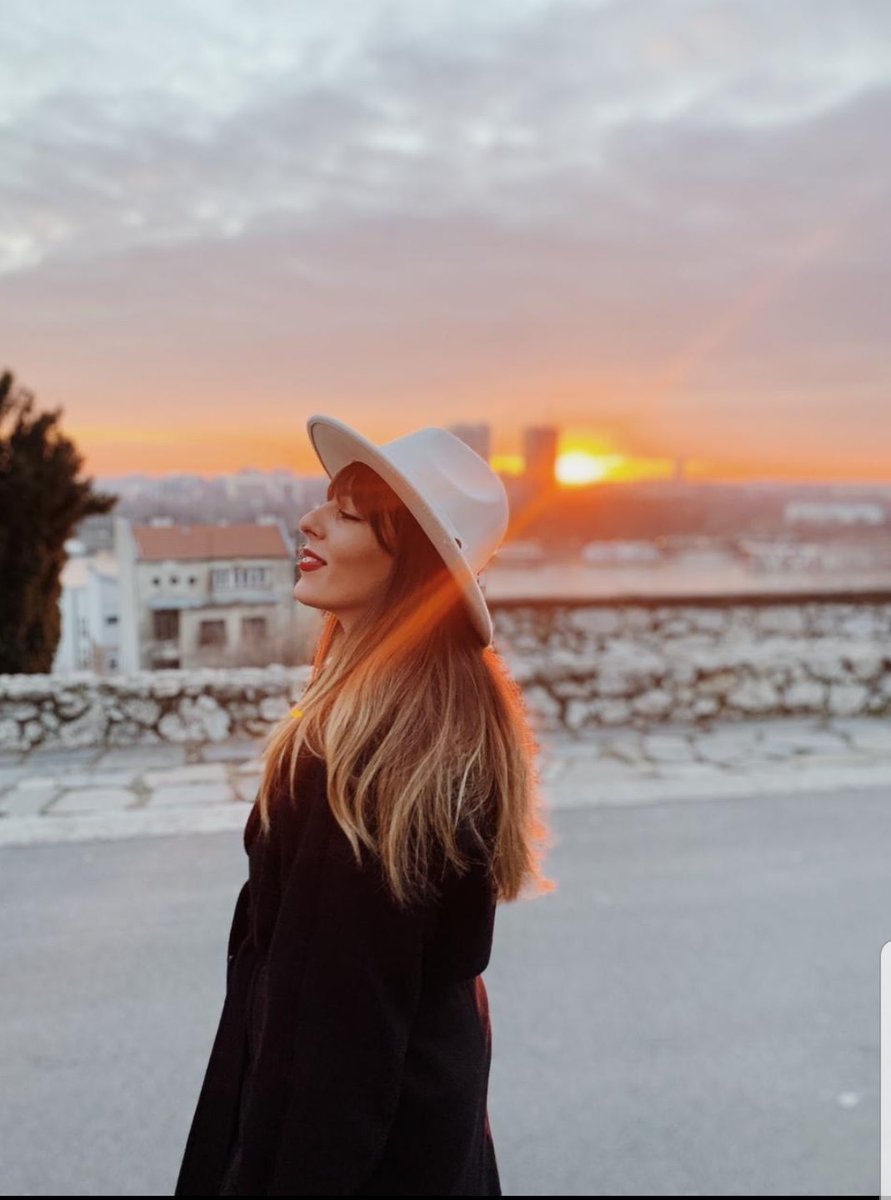 FLEXAlumni's tweet photo. 🚨#SuccessAlert 🚨
FLEX Alumna Zorana Dulovic '15 from Serbia led her team at the University of Belgrade to first place in the 2021 Global Circular Challenge! This challenge is a world renown case study competition in the field of circular economy.
#FLEXAlumni #ExchangeOurWorld https://t.co/OEMqrgHSB7