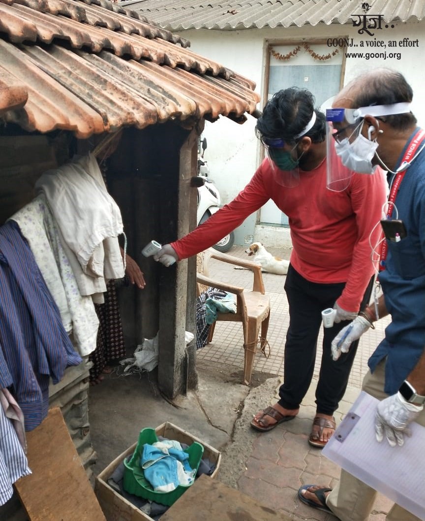goonj's tweet photo. #UpdateFromTheGround
Our teams stand shoulder to shoulder with many big and small civil society organizations across India, filling gaps and reaching basics to people. In Dongri Pada, Palghar district, #Maharashtra, basic health check-ups and sanitization drive pictures. https://t.co/gWE20kHoFG