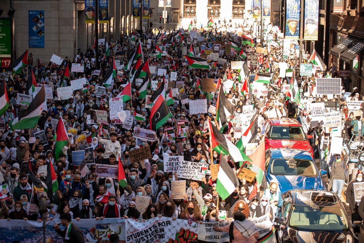 _SJPeace_'s tweet photo. Top 2 photos are a 100k in London UK in support of Palestine

LA, Ca alone there were 20k 

NY bottom left 20k

Dearborn MI bottom right 20k

People are marching in the thousands across cities, MILLIONS across the world 4 Palestine

Corporate Media won’t cover it, SO YOU COVER IT https://t.co/4Ga6v1uHDz