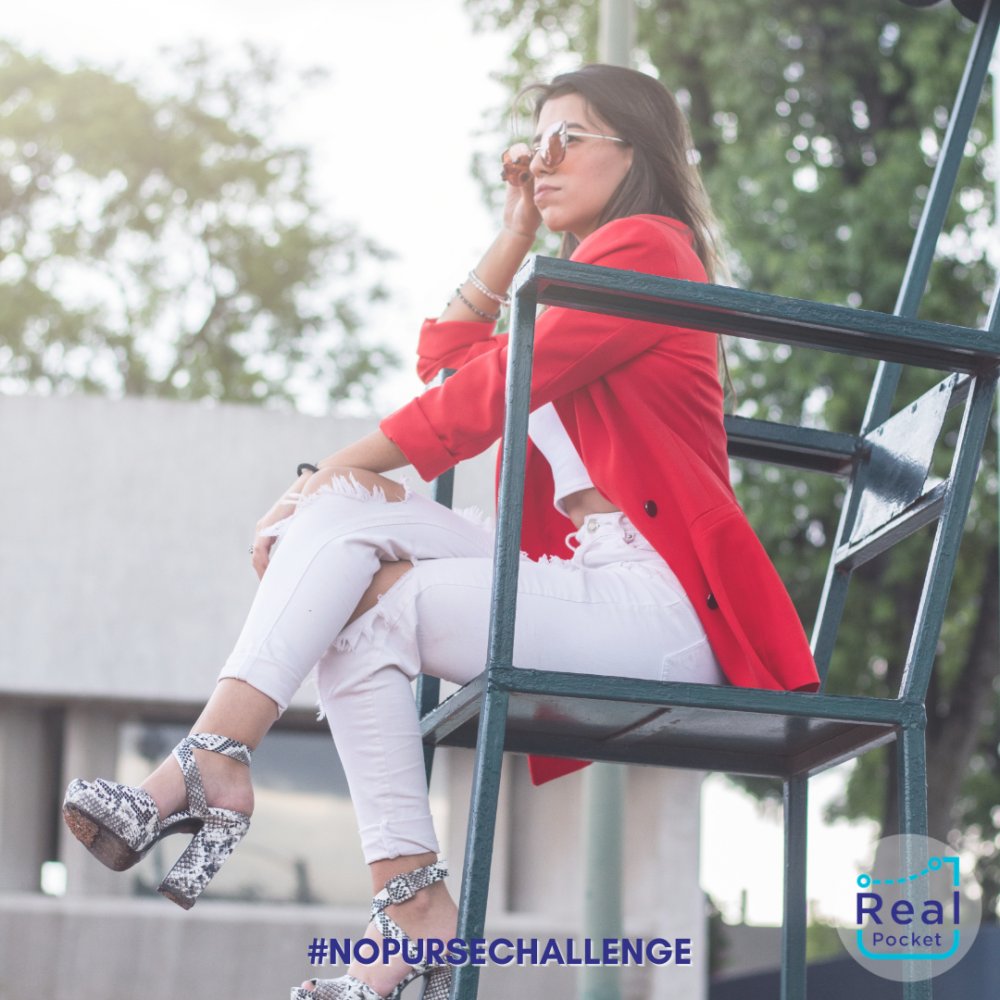 the_real_pocket's tweet photo. Weβre starting a #nopursechallenge. You can be purse free with a #RealPocket.
Imagine what life would be like if you could fit all your necessities into your pants pockets!
Weβd be living like QUEENS!!! π«π #samepantsbetterpockets #functionalpockets https://t.co/CWmyaWHSqj