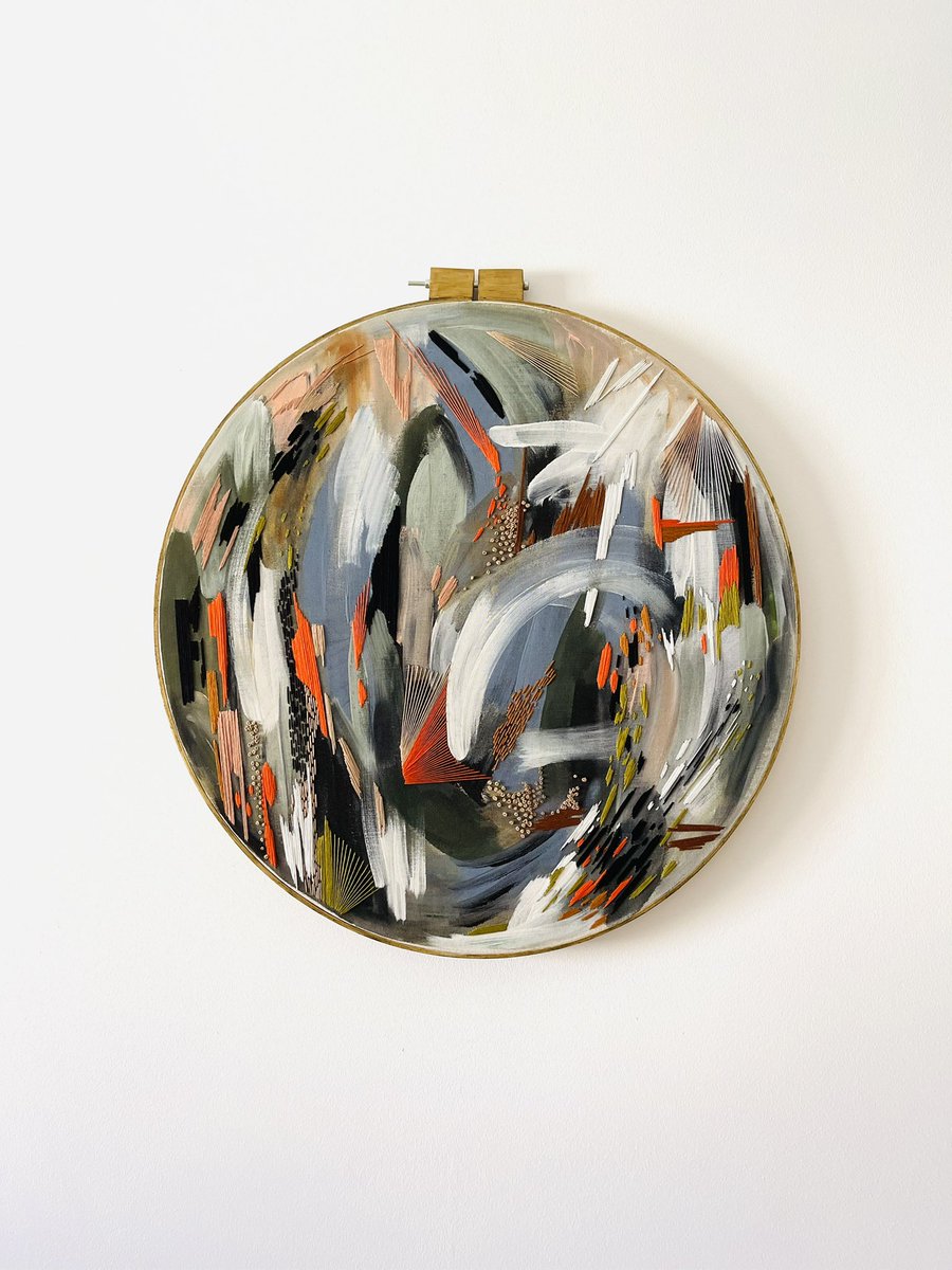digital_urania's tweet photo. My most recent NFT masterpiece is finished and will be listed very soon. It’s a physical piece with 60cm diameter mixing pairing with embroidery.
This is uniqueness to your gallery.
#nft #digitalurania #painting #mixmedia #Bitcoin #ETH #NFTCommunity #nftart #nftcollector #Art https://t.co/LTPEnniOWh