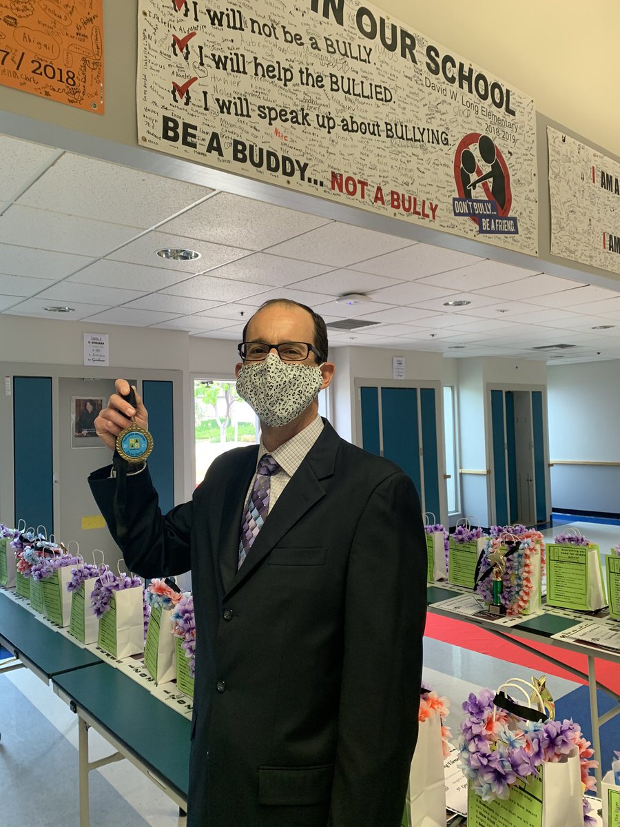 DWLRangers's tweet photo. Mr. Peske is here to help with our promotion with some bling for his Zoom kids. https://t.co/aPfjmOtbxp
