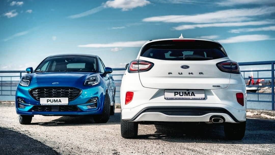 AutocidBu's tweet photo. Es el momento de elegir… ¿Azul Desert o Blanco impoluto para tu #FordPuma #Hybrid? 😎 https://t.co/AkX1cEUsIS https://t.co/iqPOFv4HF2