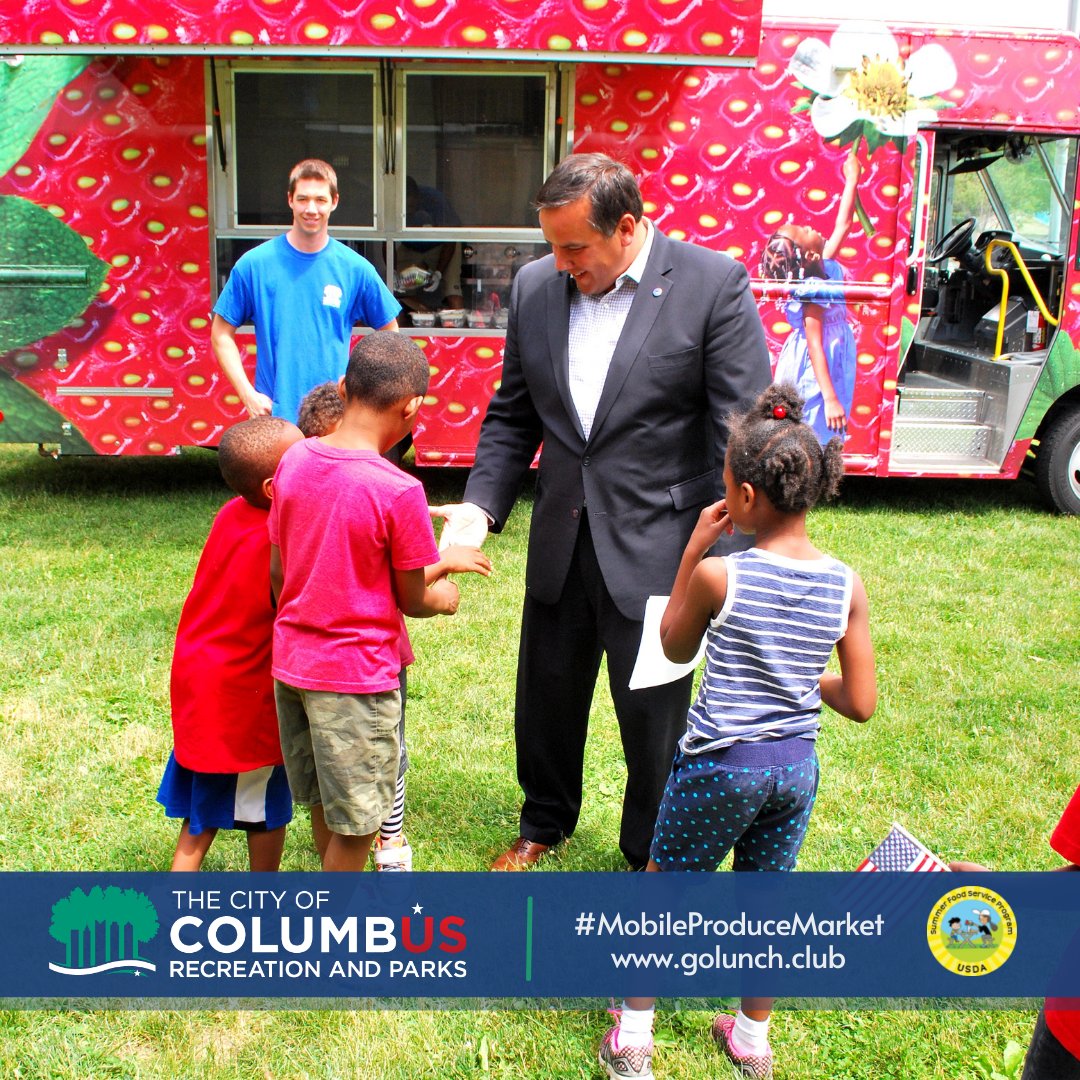 GoLunchCbus's tweet photo. We hope you’re enjoying the #MobileProduceMarkets this month! 😀 Which location is your go-to? Comment below! #GoLunch! 👇👇👇 https://t.co/4EJ3ArC7JE