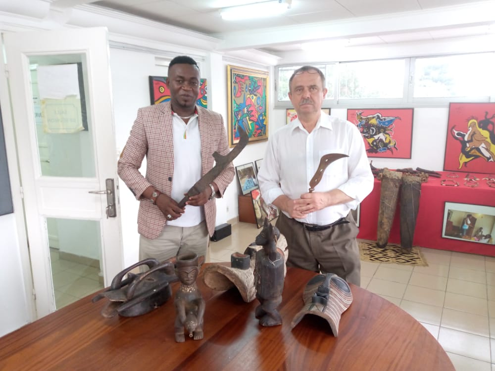 Musée Galerie du Bassin du Congo tweet media