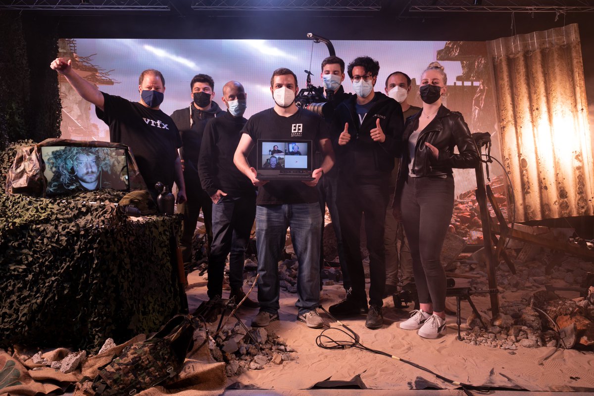 EsportBF's tweet photo. What a weekend for Battlefield Esports!

A huge thank you to the whole production team that made this Playoff Weekend possible.

@AWildeTime @LycanMB @CodeName_Deus @tnrfx @pascal_acherman @BrettFX @catalyst_hd @fottergraph @stakeboulder @VrfxLlc &amp; others not on Twitter.

❤️❤️❤️ https://t.co/8XHIASyVHz