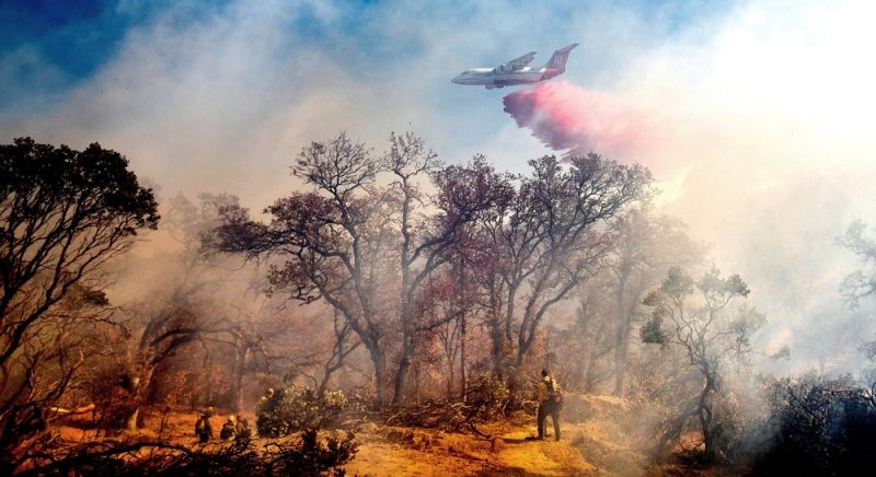 Caylym's tweet image. Dana Hessheimer, Brigadier General (ret) and former National Guard dual-status commander for the Camp Fire urges state and federal leaders to invest in new aerial #wildfiretechnology like the #Guardian system Read more via @CapitolWeekly: capitolweekly.net/aerial-firefig…