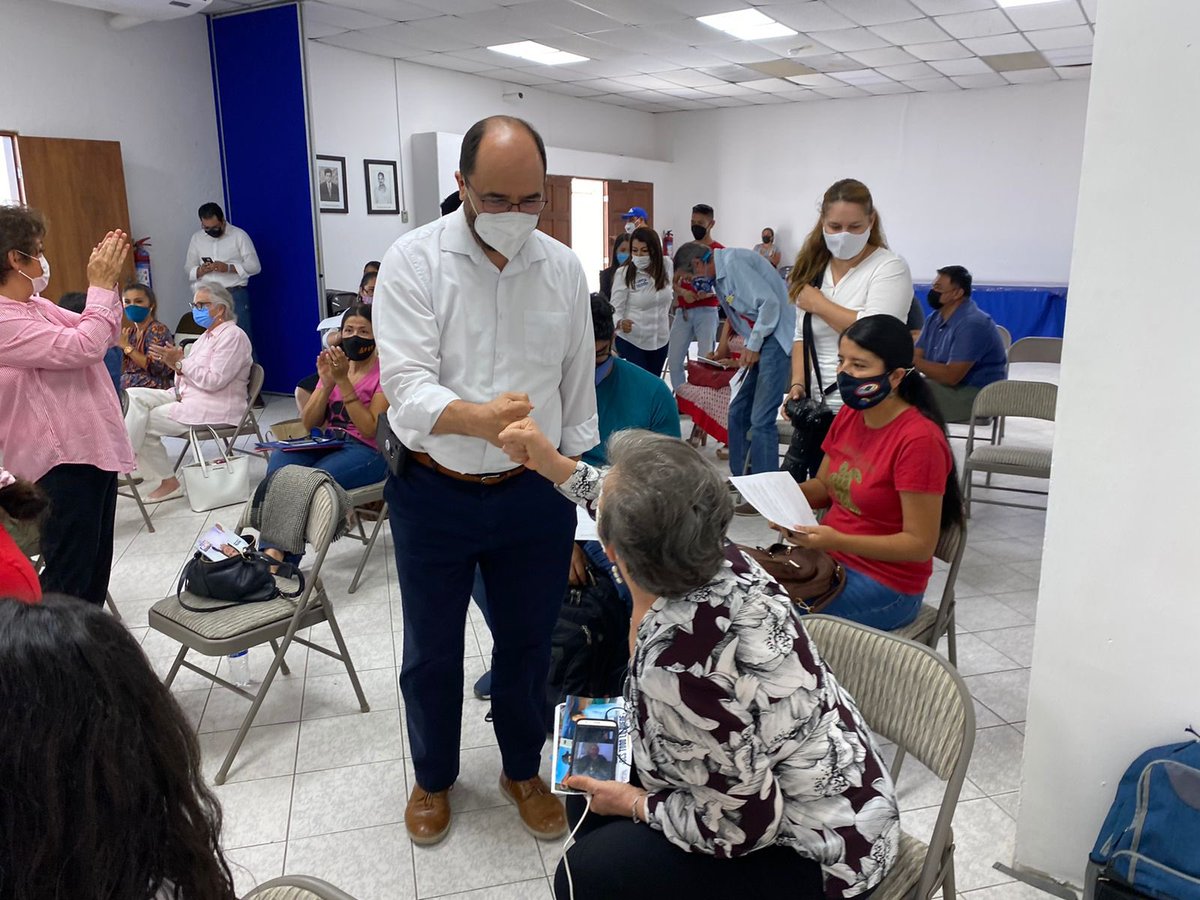 EmilioAlvarezI's tweet photo. Menciono algunas de las #OCS que escucharán a la senadora con licencia, y mi intervención en el acto.
#CorazóndelasCalifornias
@corazondeninomx
#BajaBuildingFuture
#Amigosdelosniños
#UnidosporPortales
#Elcantodelapalabra
#LigaMac
#Albamarina
#YorecicloPET https://t.co/kl54eRba78