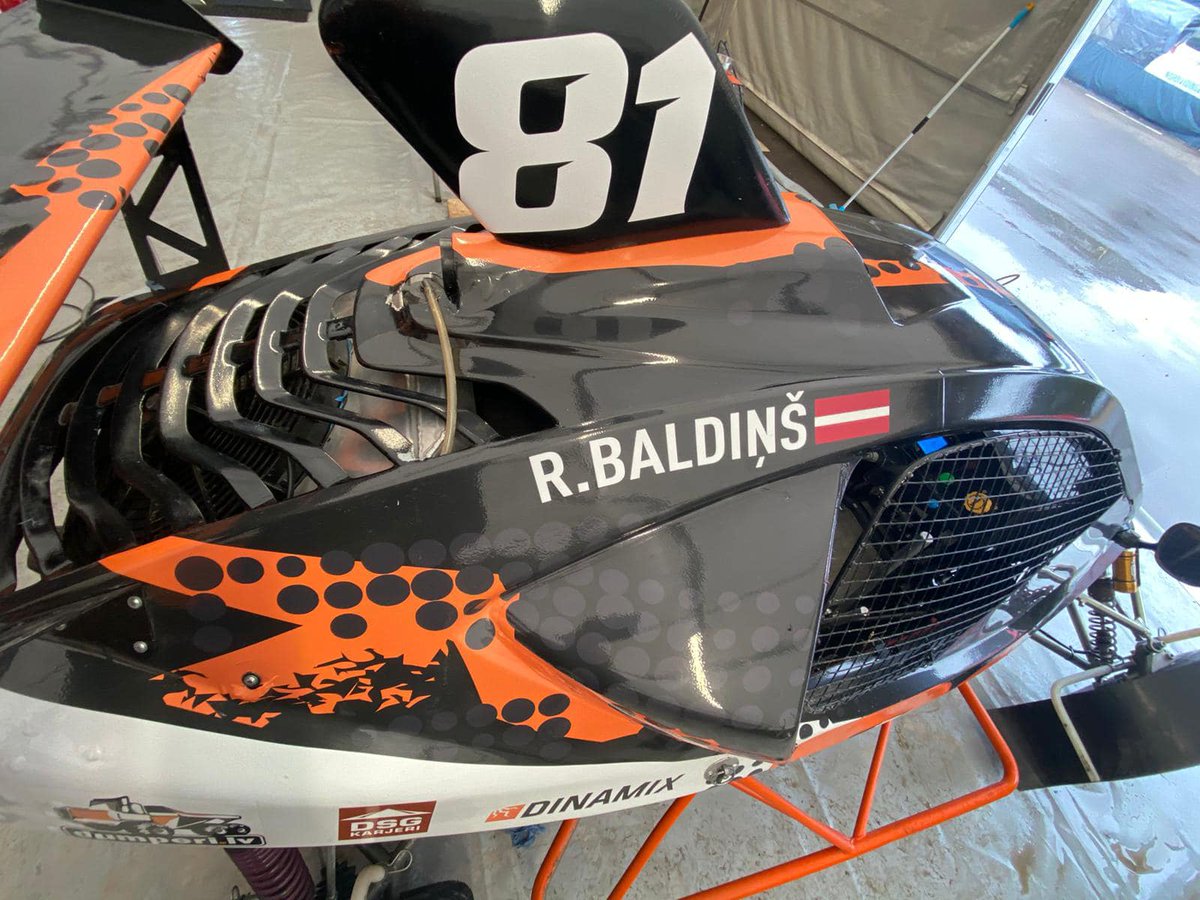f1latvija's tweet photo. Motoru Sporta 5minūtē šonedēļ:
🇱🇻 @TraseBikernieki notiek BaTCC, uzvar @CalkoOfficial un @valterszviedris;
👍 RallyX Nordic lieliski cīnās @Ronis_br81 un @ReinisNitissRX;
🏍️ MotoGP lietus sacīkste Lemānā;
🧐 McLaren jauns krāsojums
@F1LV @Best4SportTV 
📺 https://t.co/TIVARoZdgq https://t.co/lxSwguHTtb