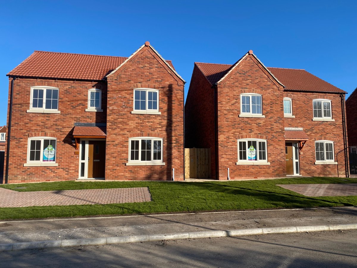 Take a look at these finished homes on our Pheasants Walk site in Corringham! What do you think? 🏠
