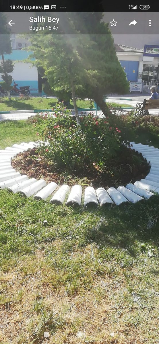 FidanogluFaruk's tweet photo. Haliliye belediyesi çevre koruma müdürlüğü tüm ekipleriyle size daha güzel vakit geçirmeniz için parklarimizi güzeliştirmeye devam ediyor @eminaslan1980  @MehmetDolap_md @SalihYl63888200 @EkremFelhan1 @MehmetD27843137 @mustafaklc1991 @ibrahim_sgr123 @Efe9303 @RamazanYedikar3 https://t.co/XmNDAuC6g5